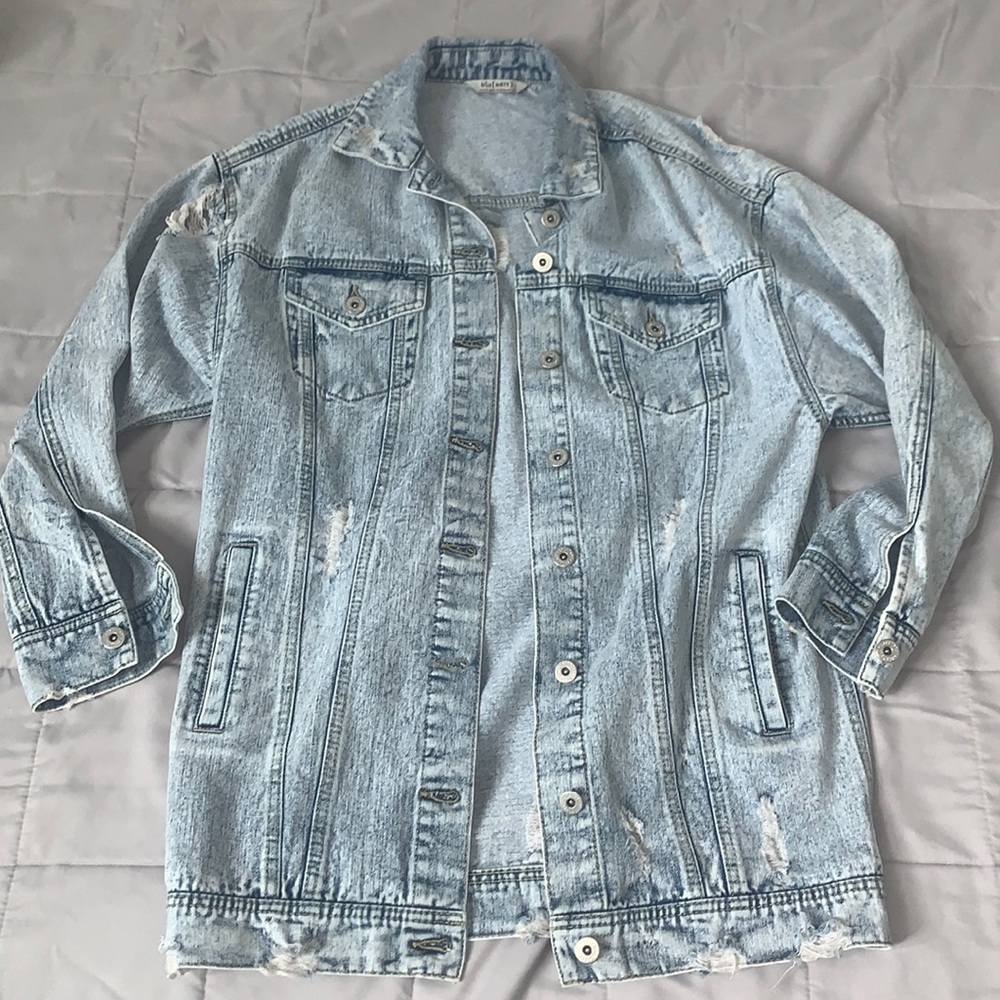 Blu[edit] Oversized Destructed Denim Jacket